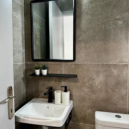 Cozy In Town, Close To The Sea - No 11 * Kos